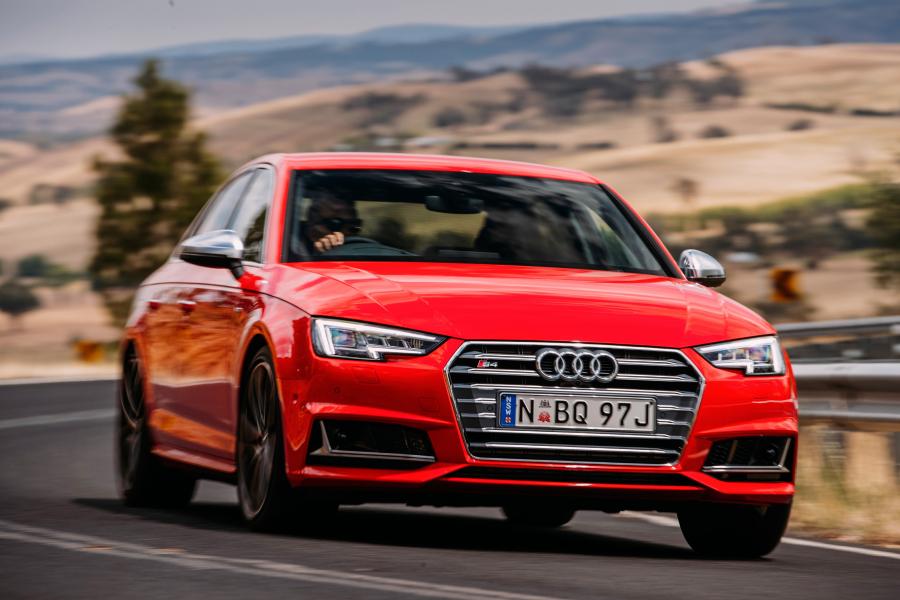  Audi S4 Sedan (B9) 2017 года  (AU) (фото 14 из 17)